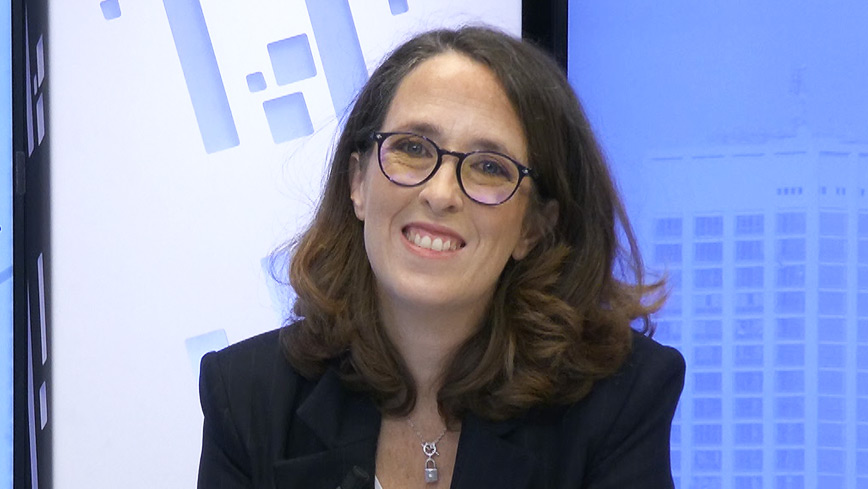 Emmanuelle-Leon-Ou-va-le-travail-salarie-sans-unite-de-lieu-ni-de-temps--306351947.jpg