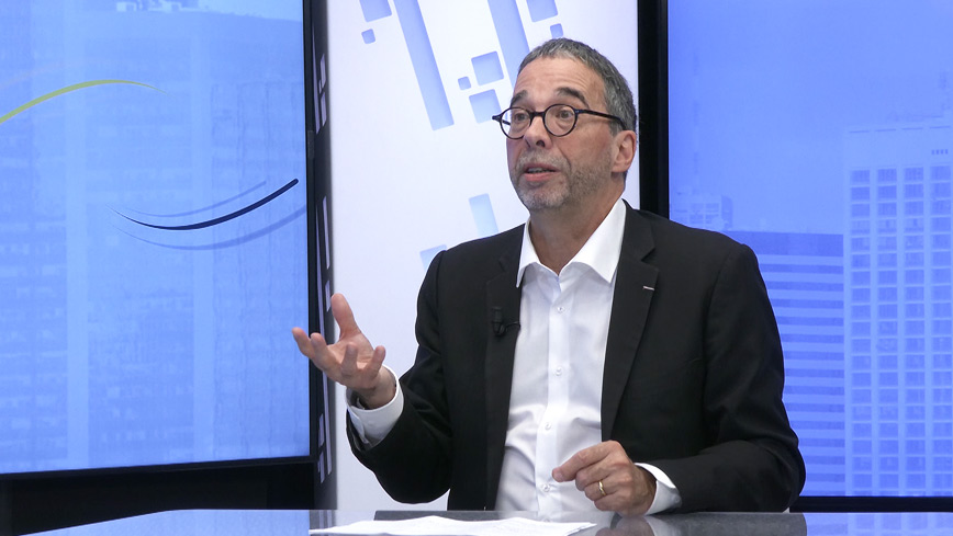 Francois-Cazals-Mettre-en-oeuvre-une-strategie-Data-dans-l-entreprise-306350799.jpg