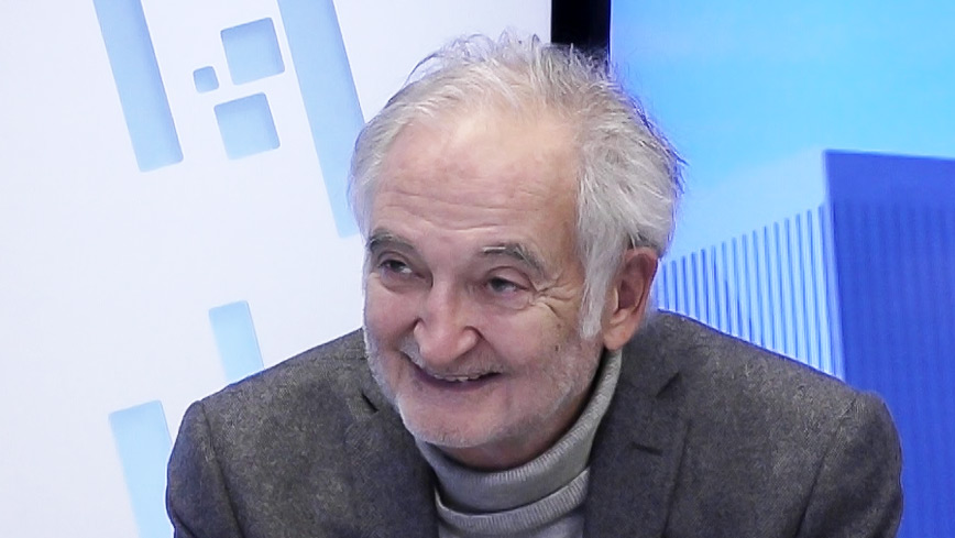 Jacques-Attali-Des-avenirs-de-cauchemar-pour-le-systeme-educatif--306349728.jpg