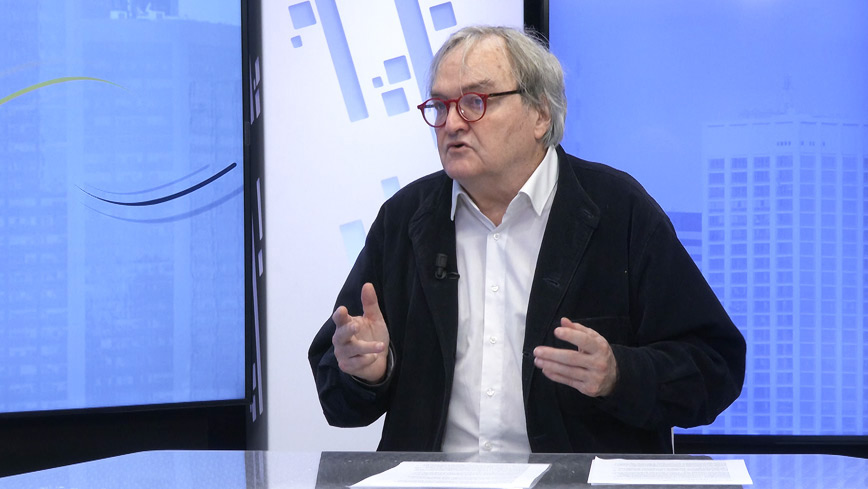 Jean-Francois-Chanlat-Comment-les-organisations-faconnent-les-relations-sociales-et-les-identites-306352027.jpg