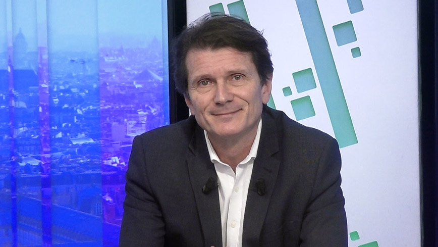 Olivier-Passet-Desormais-les-mesures-sociales-servent-a-acheter-les-reformes-pro-business-306348919.jpg