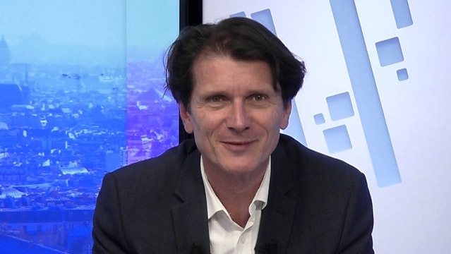 Olivier-Passet-L-economie-plonge-la-bourse-remonte-explication-306347035.jpg