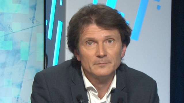 Olivier-Passet-Le-numerique-va-t-il-detruire-47-des-emplois--4773.jpg