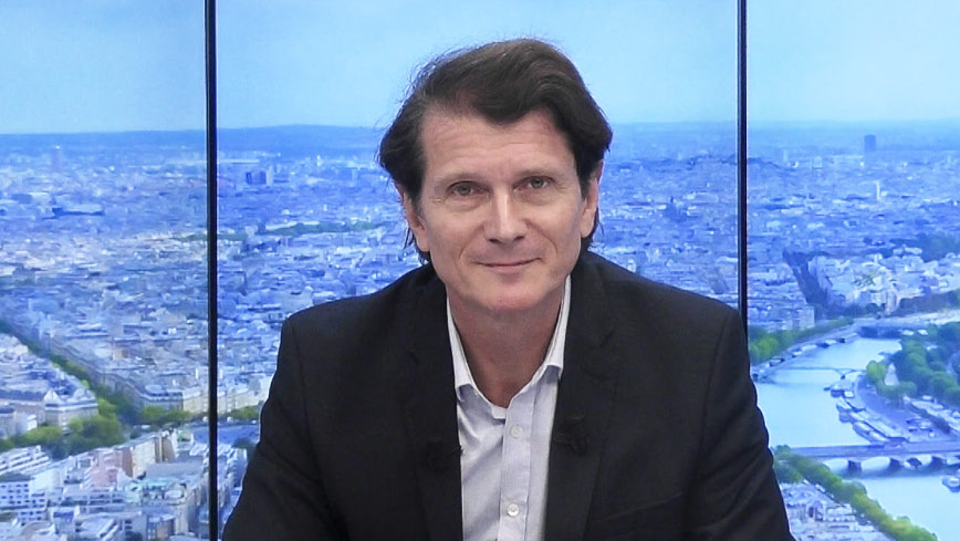 Olivier-Passet-Malgre-le-ralentissement-economique-l-emploi-ne-chavire-pas-explication-306349910.jpg